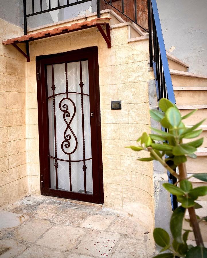 Dimora Pietra Antica Villa Bari Exterior photo